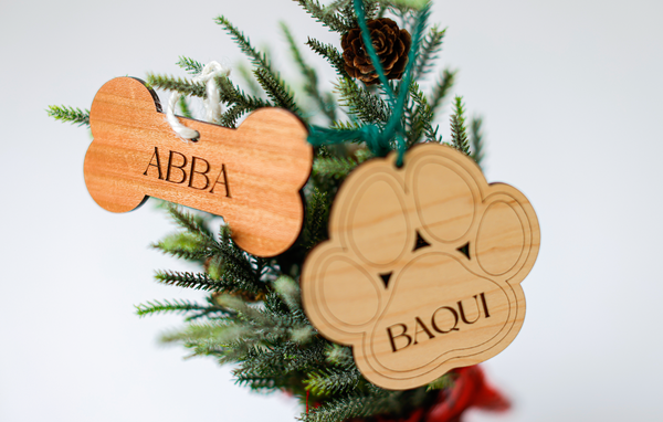 Ornamentos Personalizados en Madera (Paquete de 3)